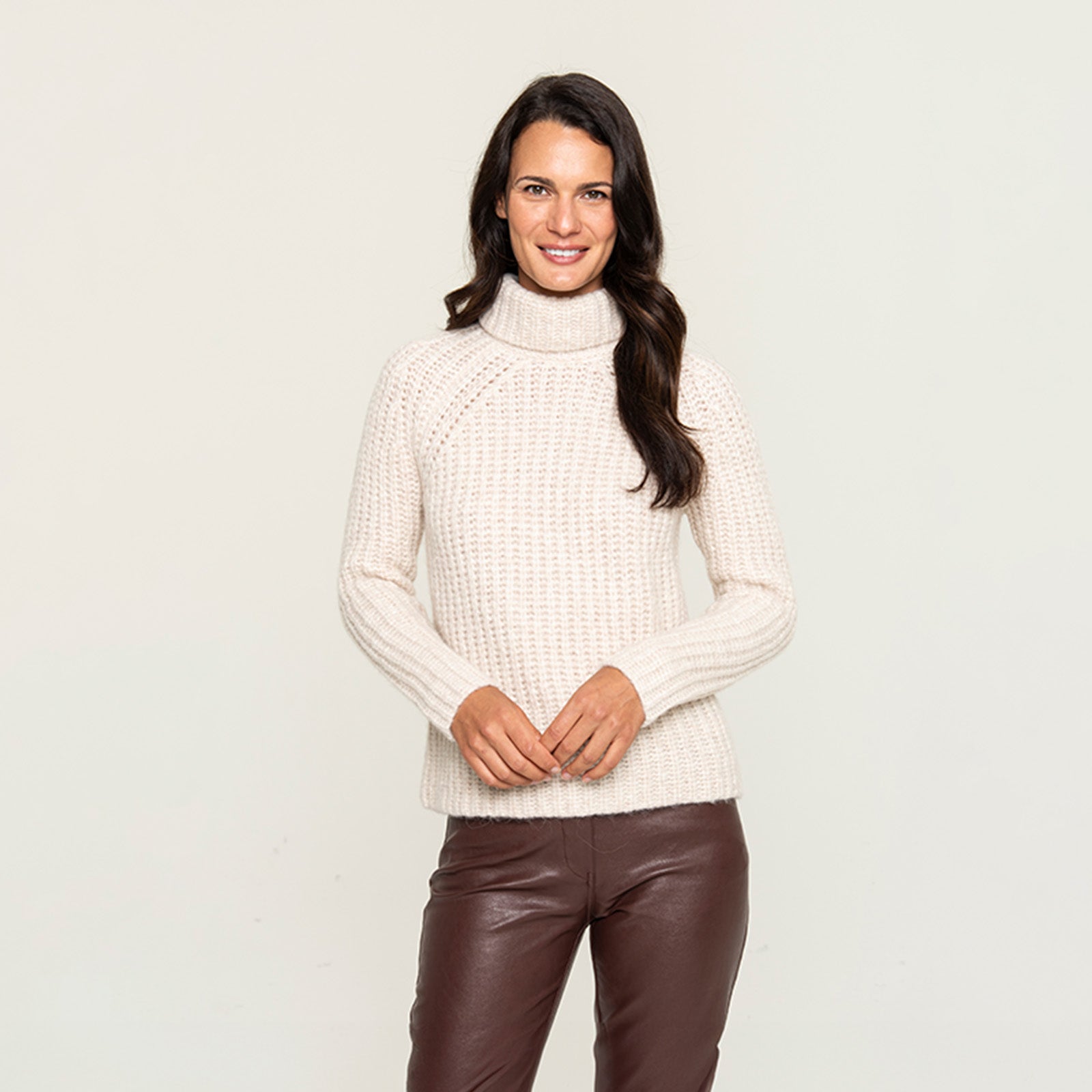 Women's Turtleneck Sweaters