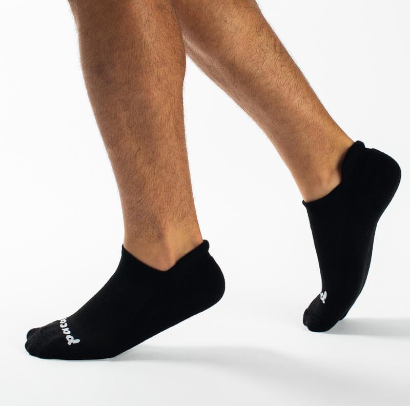 Medium / Large (US: 7 - 10) / Gray & Black & Solid Charcoal & Blue & Black/GRN Heel & Black/ORG Heel